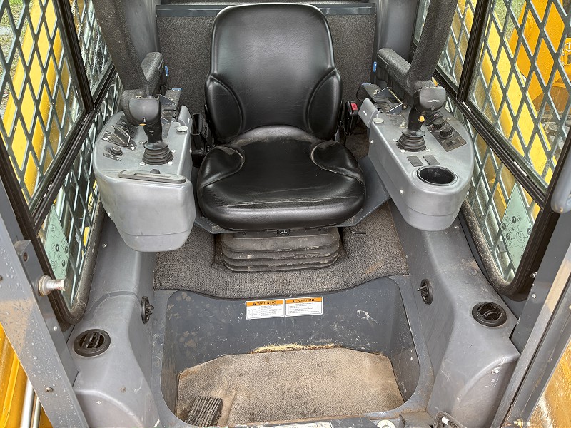 2015 Gehl RT250 Compact Track Loader