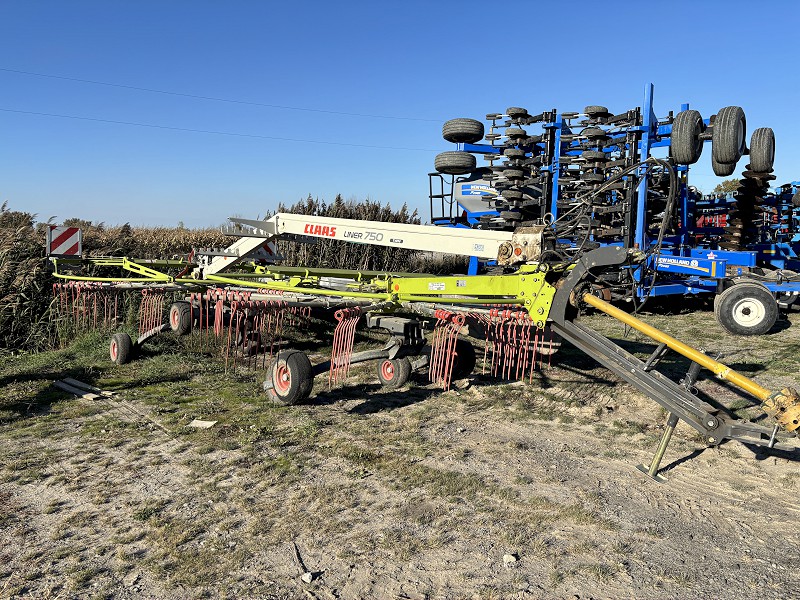 2012 CLAAS 750 Rake