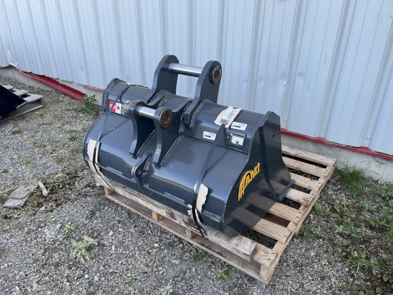 2025 AMI Attachments 42" Bucket