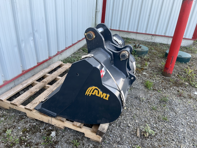 2025 AMI Attachments 42" Bucket