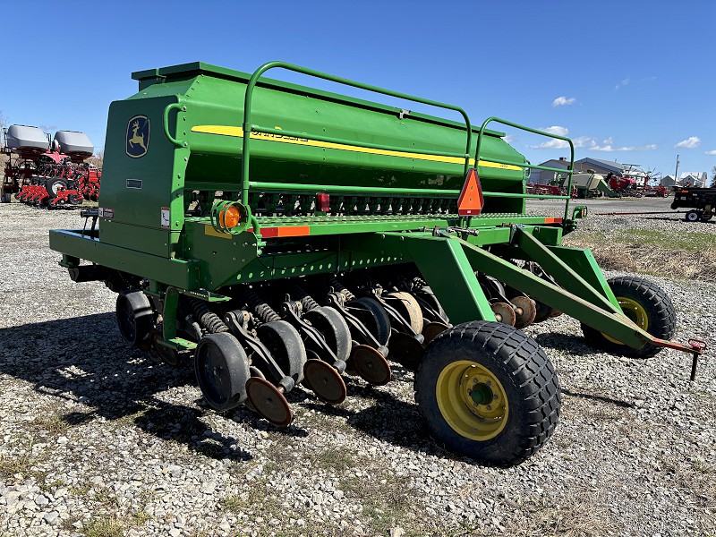 2009 John Deere 1590 Drill