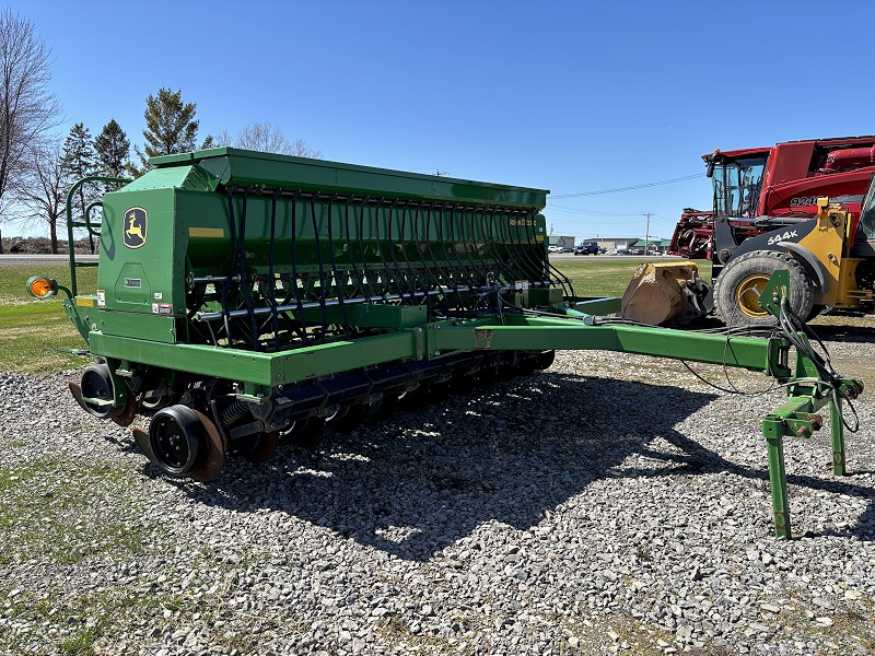 2009 John Deere 1590 Drill