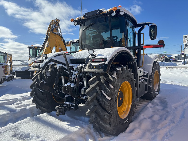 2026 JCB 4220 Tractor