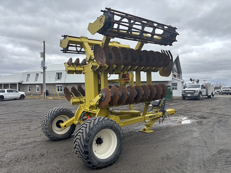 2021 Degelman PRO-TILL 17N Compact Disc