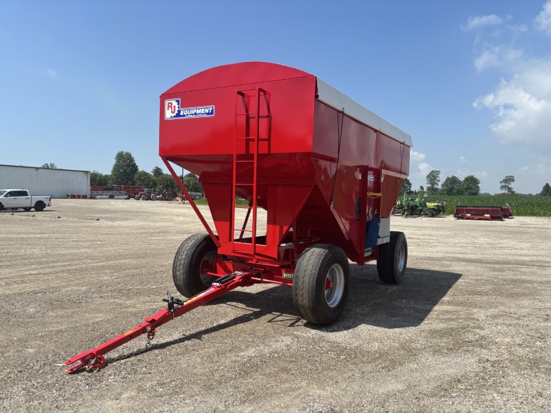 2026 R J Equipment 600 Gravity Box