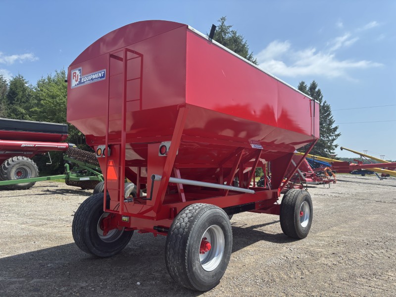 2026 R J Equipment 600 Gravity Box
