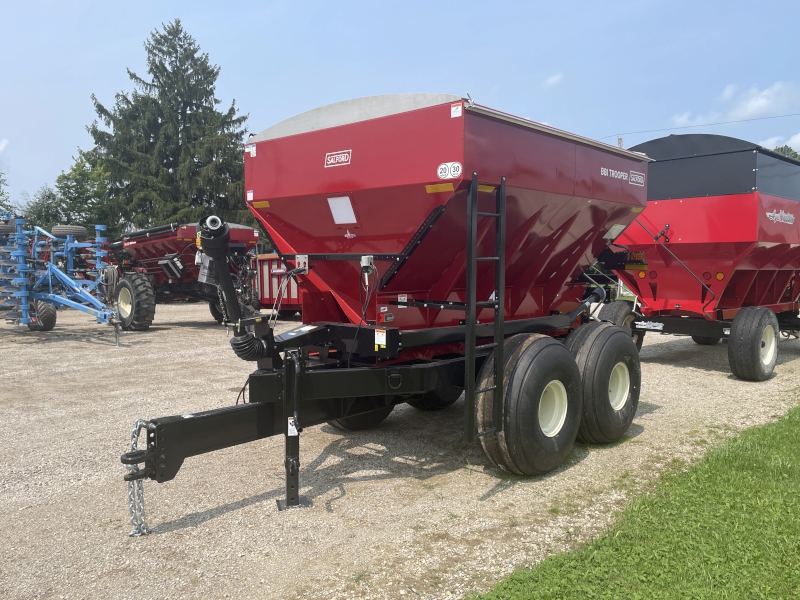 2026 Salford TROOPER 10 Fertilizer Spreader