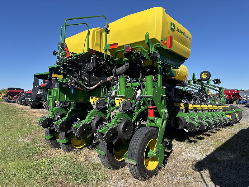 2025 John Deere 1775NT Planter