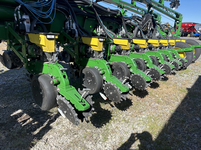2025 John Deere 1775NT Planter