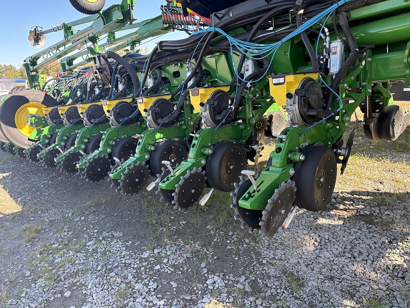 2025 John Deere 1775NT Planter