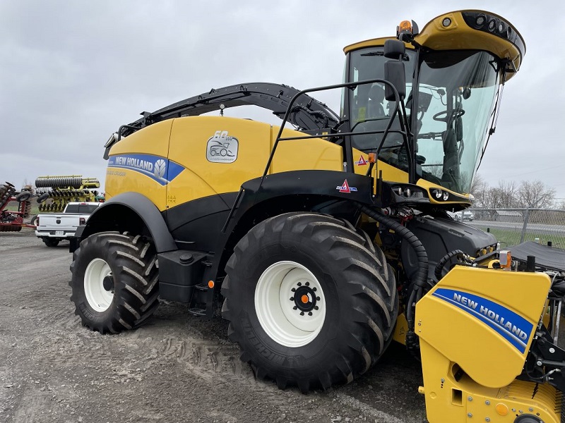 2023 New Holland FR480 ST5 Forage Harvester