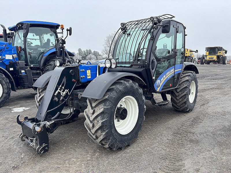 2024 New Holland TH7.42 ELITE TeleHandler