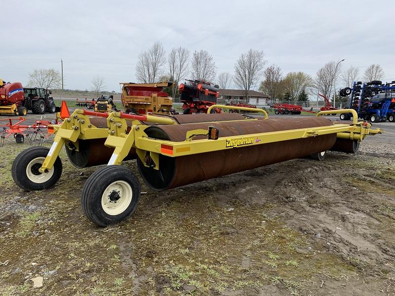 2023 Degelman LR7645 Roller