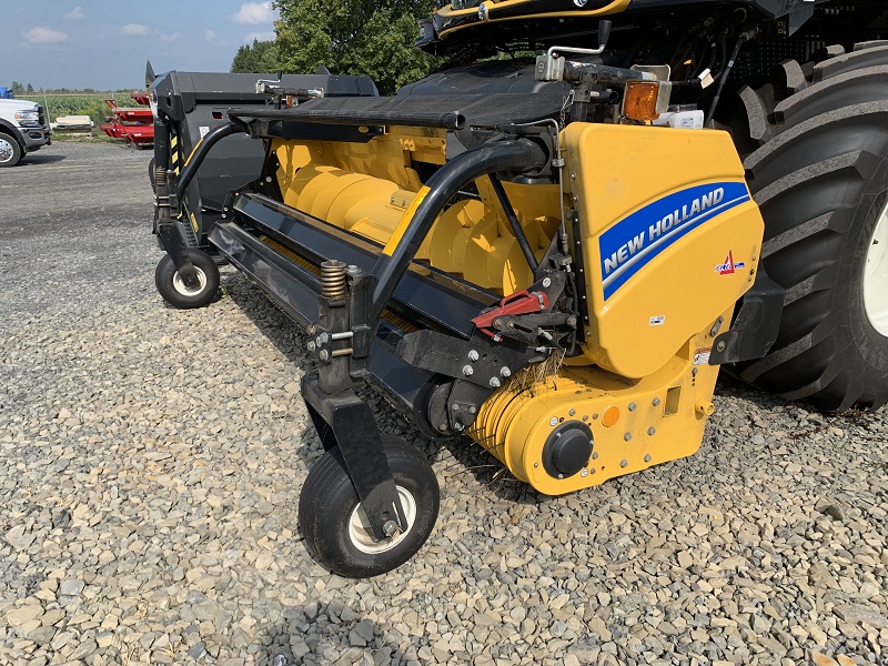 2023 New Holland FP380HDY Header Forage