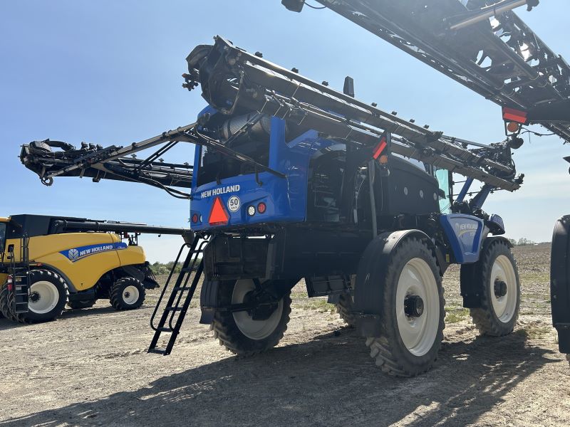 2021 New Holland SP.310F Sprayer/High Clearance