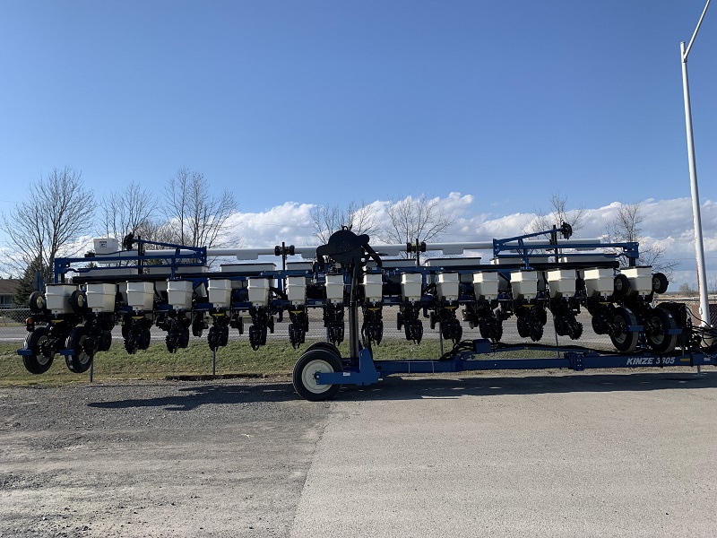 2024 Kinze 3605 16R30 Planter