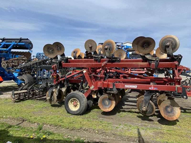 2013 Salford I5116 Vertical Tillage