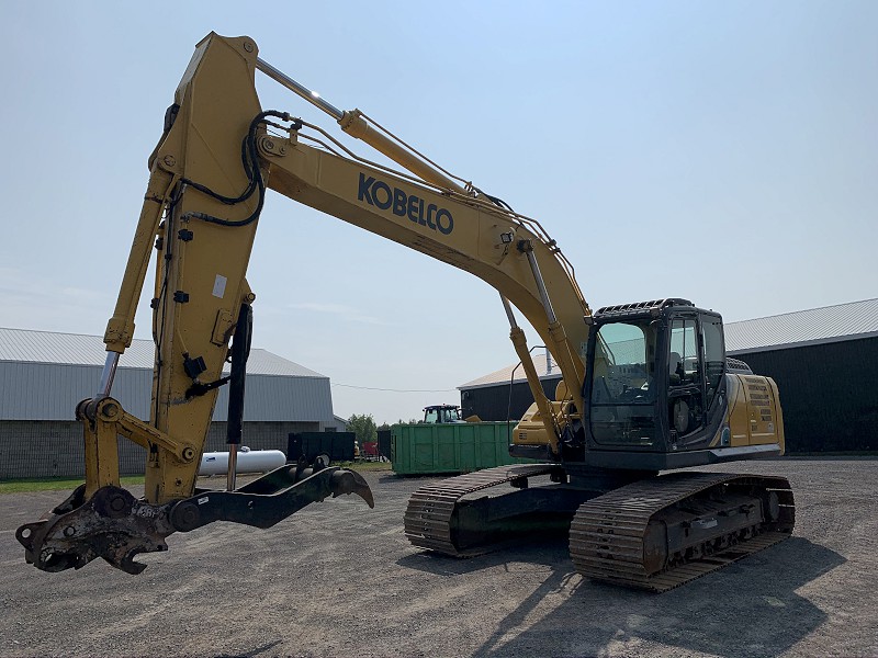 2015 Kobelco SK210LC-10 Excavator