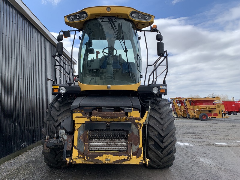 2012 New Holland FR9050 Forage Harvester