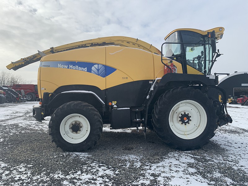 2012 New Holland FR9050 Forage Harvester