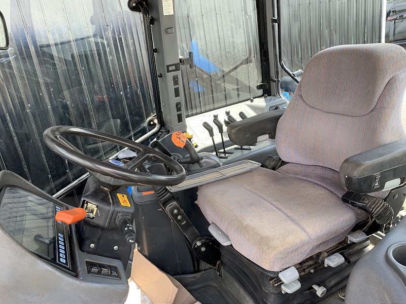 2006 New Holland TM190 Tractor