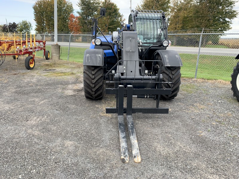 2024 New Holland TH9.35 PLUS TeleHandler