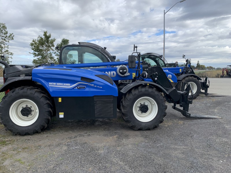 2024 New Holland TH9.35 PLUS TeleHandler