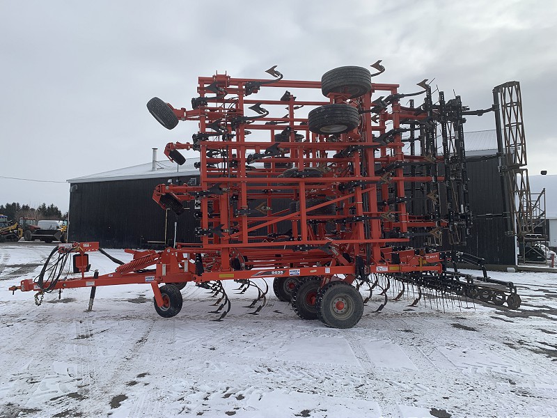 2018 Kuhn 5635-50 Field Cultivator