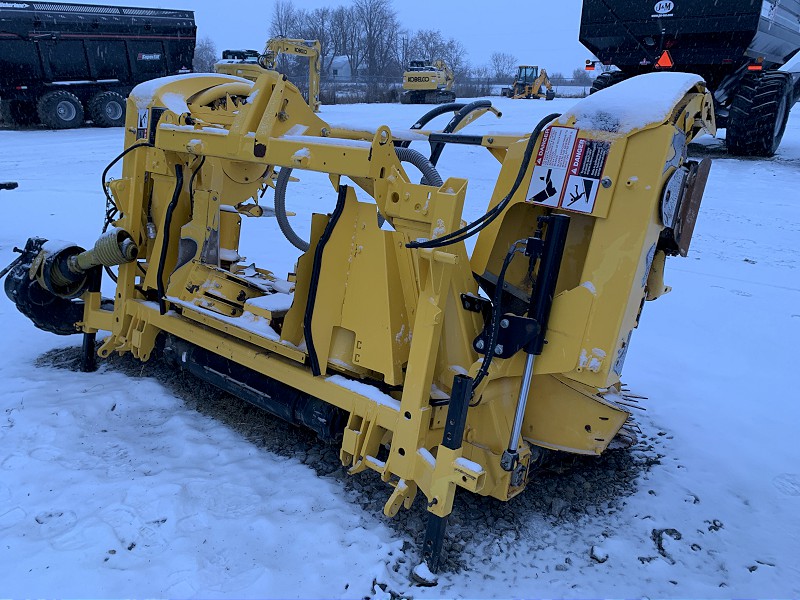 2016 New Holland 450SFIA Header Forage