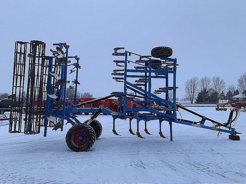 2017 LEMKEN KARAT 9/700 Chisel Plow