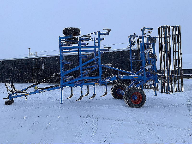 2017 LEMKEN KARAT 9/700 Chisel Plow