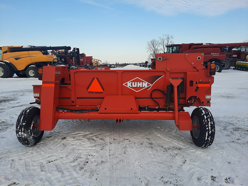 2013 Kuhn MM300 Windrow Merger