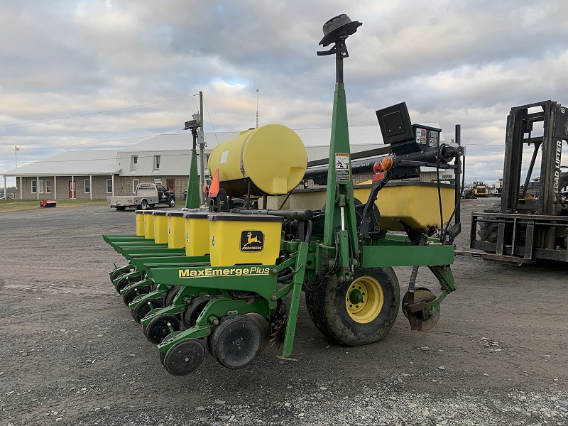 1998 John Deere 1780 Planter