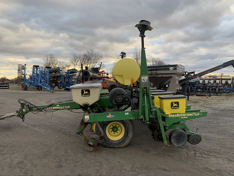 1998 John Deere 1780 Planter