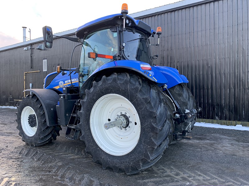 2021 New Holland T7.230 Tractor