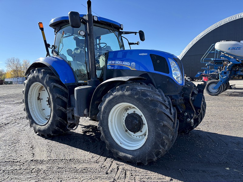 2012 New Holland T7.210 Tractor