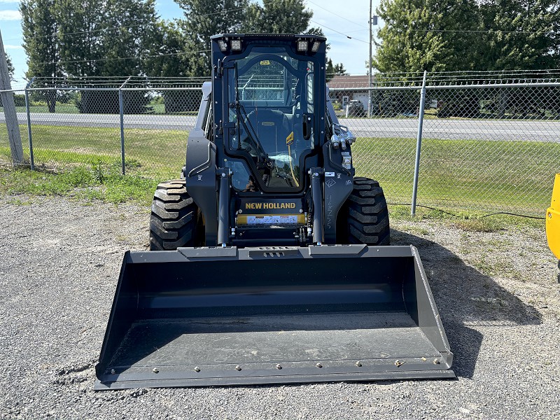 2025 New Holland L328 RG-NA Skid Steer Loader