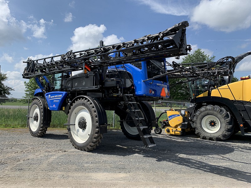 2025 New Holland SP.310F Sprayer/High Clearance