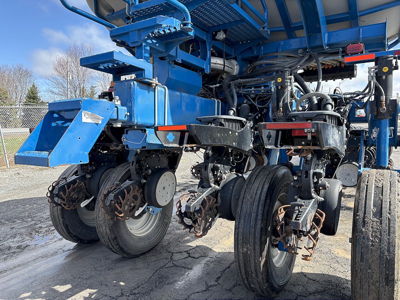 2014 Kinze 4900 Planter