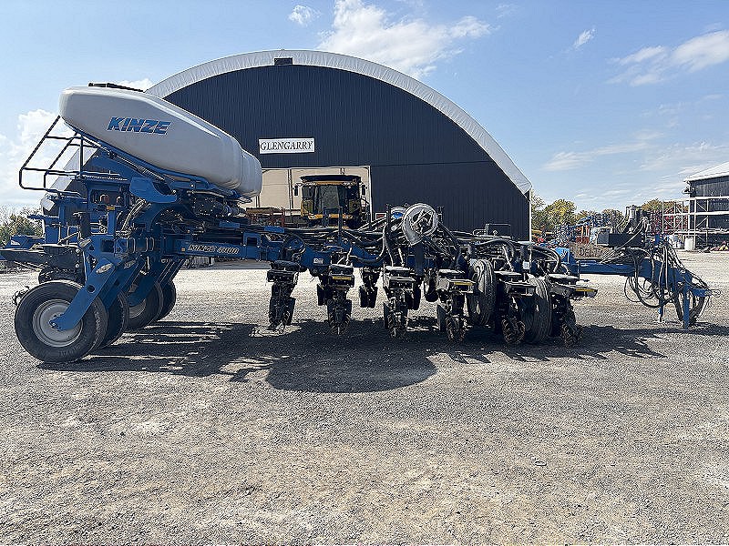 2014 Kinze 4900 Planter
