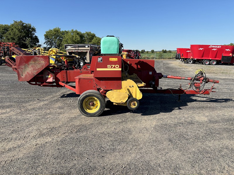 1990 New Holland 570 Baler/Square