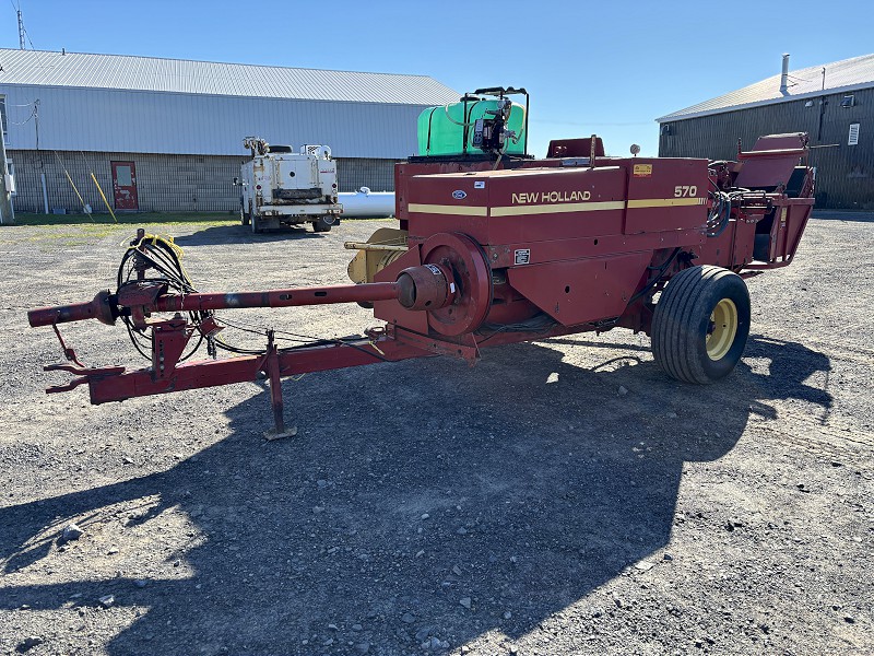 1990 New Holland 570 Baler/Square