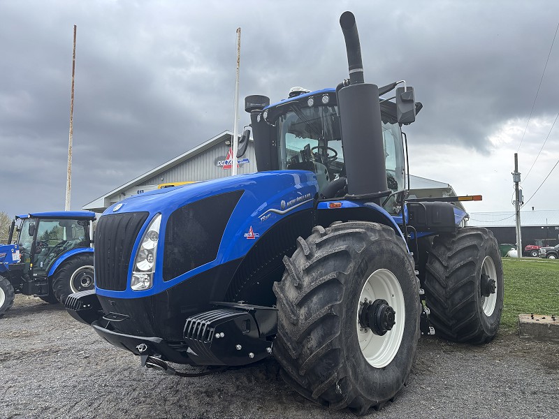 2025 New Holland T9.520 UC PL Tractor