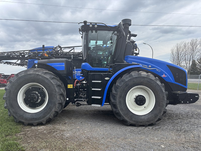 2025 New Holland T9.520 UC PL Tractor