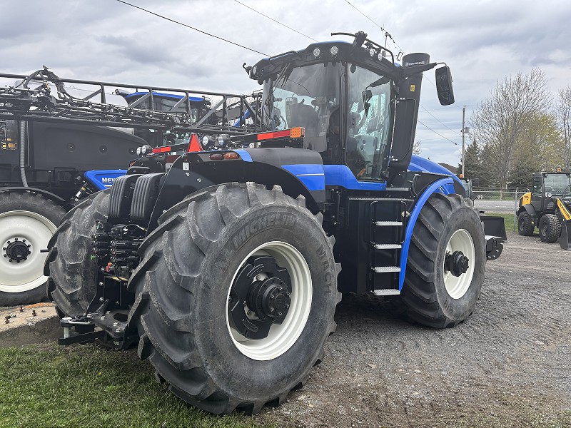 2025 New Holland T9.520 UC PL Tractor