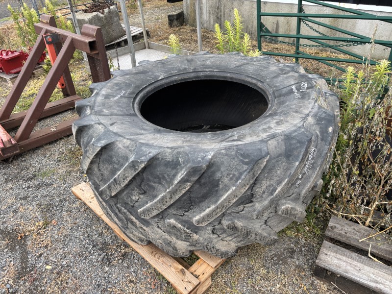 2021 Michelin 600/70/30 Tires