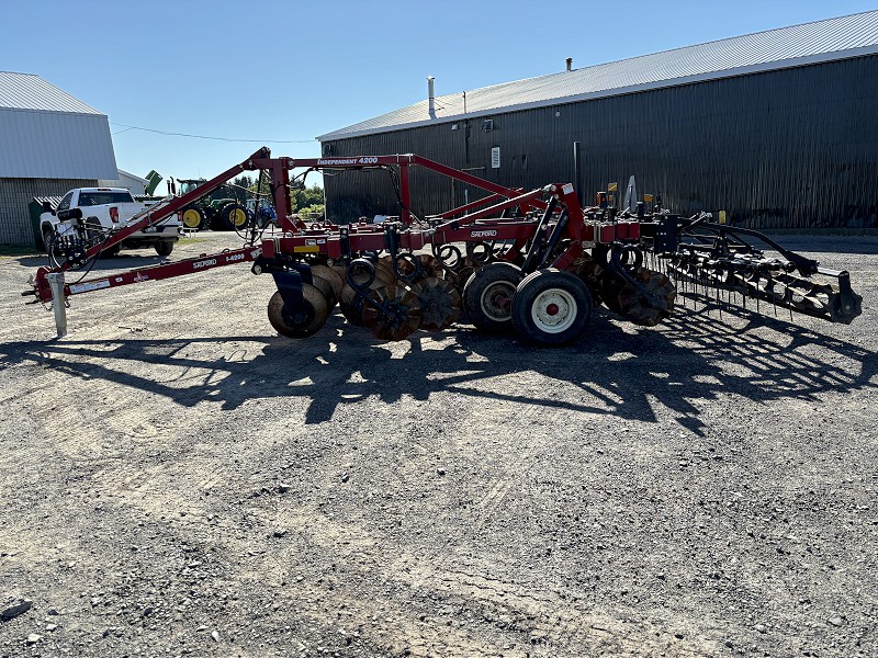2021 Salford I-4212 Vertical Tillage