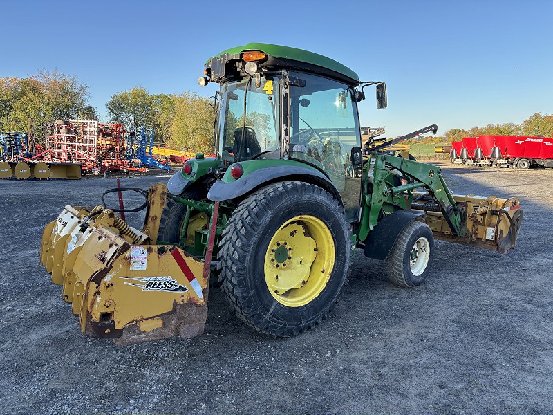 2017 John Deere 4066R Tractor
