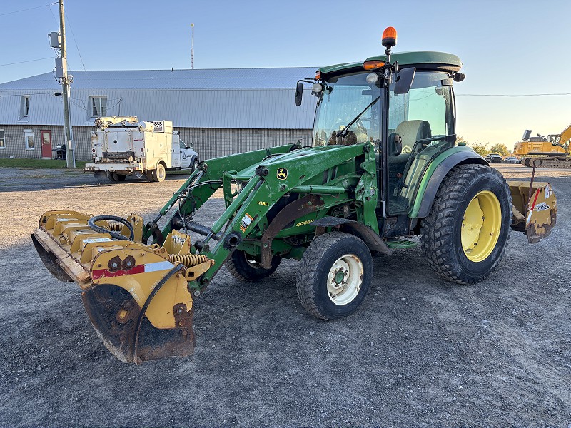 2017 John Deere 4066R Tractor