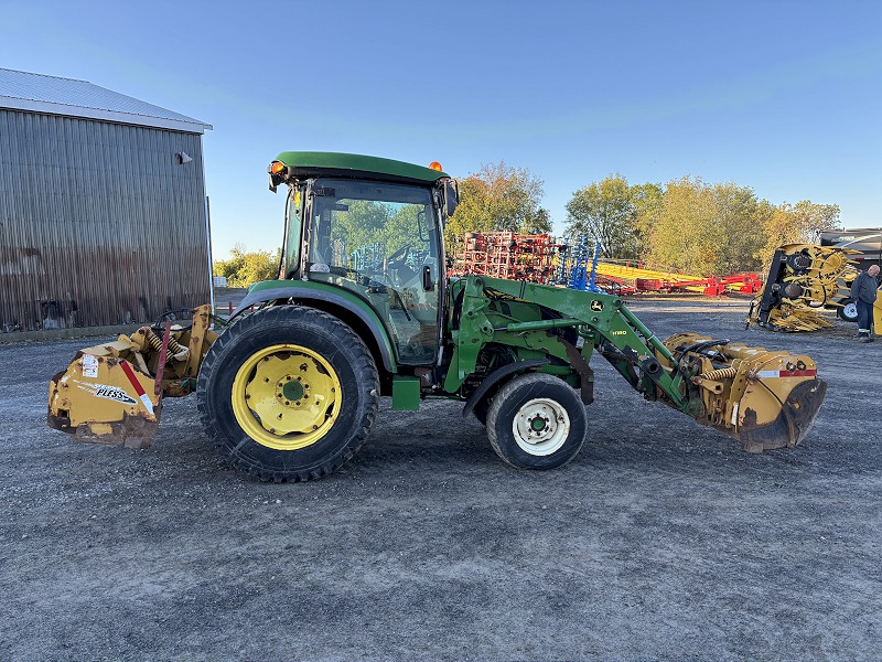 2017 John Deere 4066R Tractor